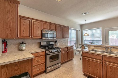 8625 Charleston Ave, Fort Worth TX  76123-1715 exterior