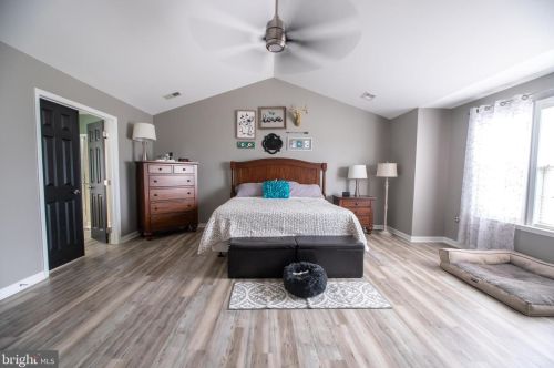 451 Hughs Rd, Charles Town WV  25414-5554 exterior