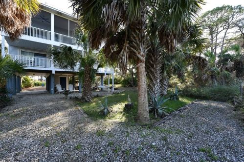 1017 Pne Ave, Saint George Island FL  32328-2416 exterior