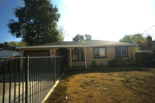 416 Q St, Rio Linda, CA 95673-1315