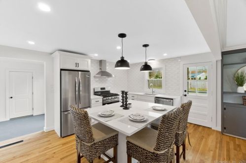 12 Clear Lake Rd, North Branford CT  06471-1574 exterior