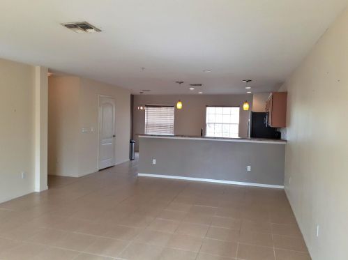 2105 Fern Park Dr, Fort Pierce, FL 34952-8007