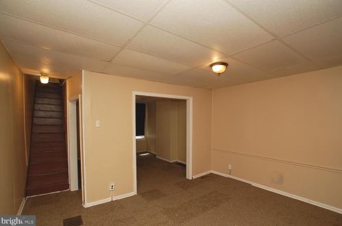 1802 3rd St, Wilmington, DE 19805-3406