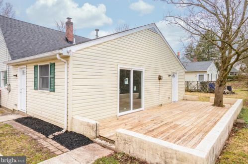 373 Chestnut St, Pottstown, PA 19464-5638