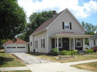 402 Vine St, Archbold, OH 43502-1227