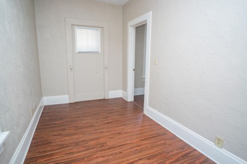 6018 22nd Ave, Kenosha, WI 53143-4344