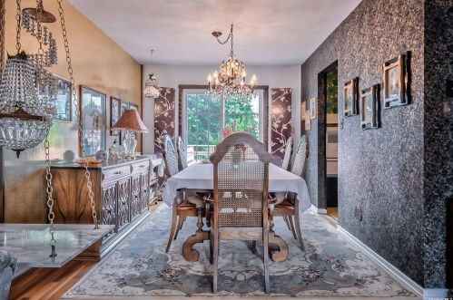 7 Tarn Ct, Deer Park NY  11729-6221 exterior