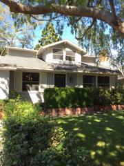 208 Haight St, Menlo Park CA  94025-2551 exterior