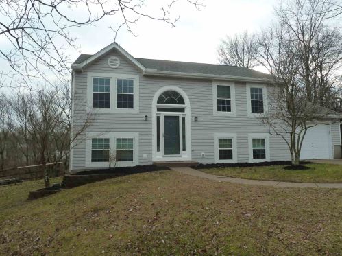 2637 Fishing Creek Dr, Covington, KY 41017-9458