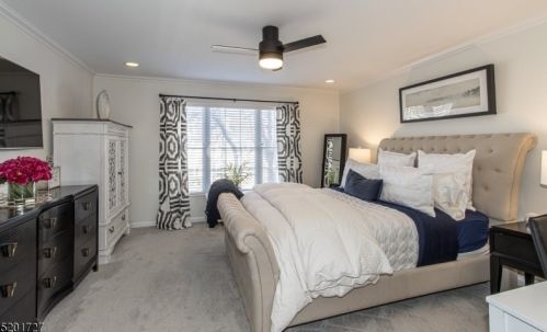 4 Stevens Ln, Martinsville NJ  08836-2249 exterior