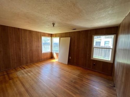 112 Clanton Ave, Woodland CA  95695-4648 exterior