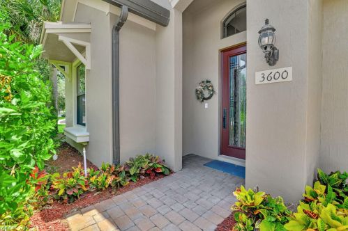 3600 Siena Cir, West Palm Beach, FL 33414-4402