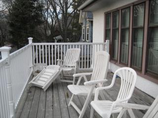 3216 Marietta Ave, Milwaukee WI  53211-3131 exterior