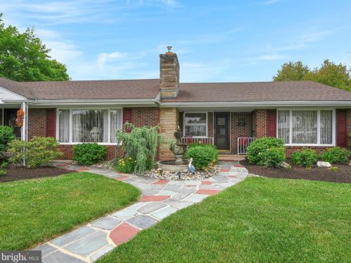 322 Liberty St, Molino, PA 17961-2110