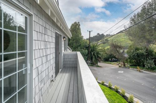 502 Le Point St, Pismo Beach CA  93420-2828 exterior