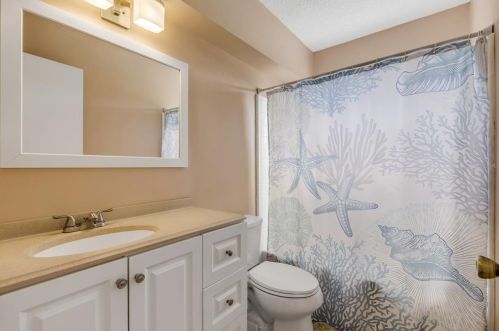 2819 Silver Palm Dr, Edgewater FL 32141-5501 exterior