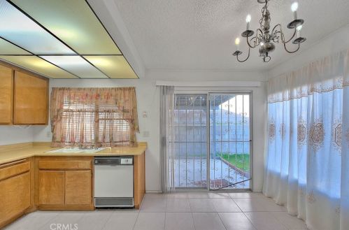 2379 Mountain Woods St, Colton CA  92324-4536 exterior