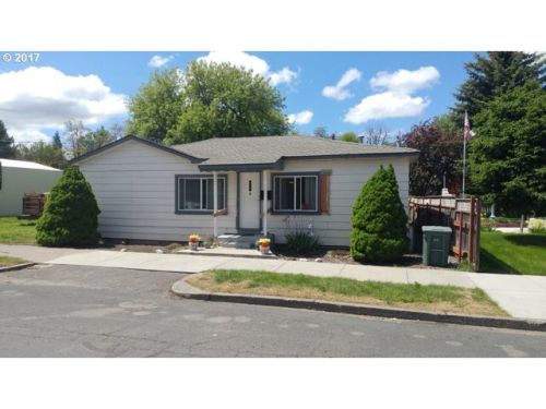 104 Water St, Weston, OR 97886-5061
