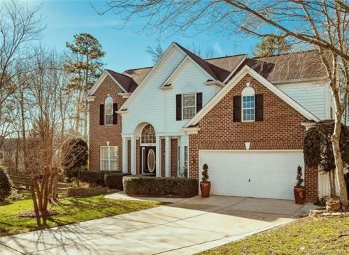 6130 Swanston Dr, Charlotte, NC 28269-9146