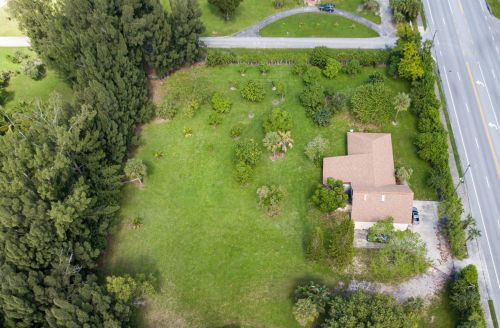 3157 Haverhill Rd, West Palm Beach, FL 33417-2851