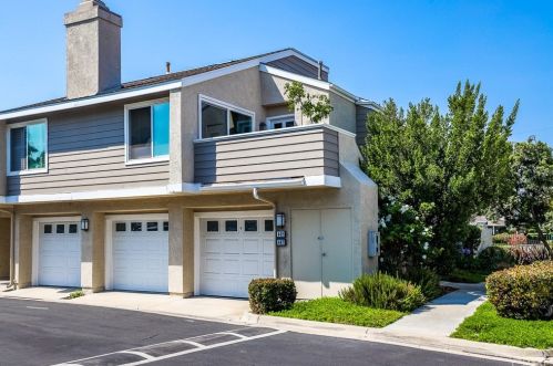 447 Deerfield Ave, Irvine, CA 92606-7647