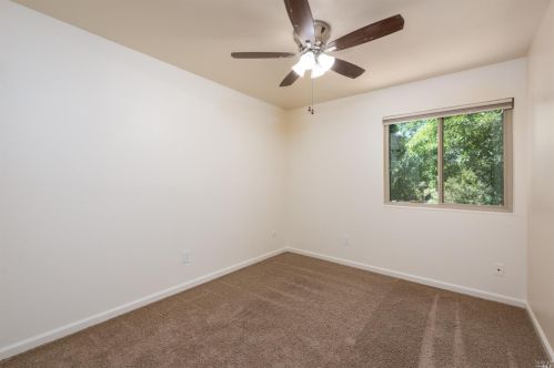 5056 Charmian Dr, Santa Rosa CA  95409-3539 exterior