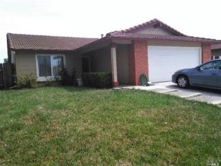 1948 Vine Dr, Fairfield, CA 94533-5882