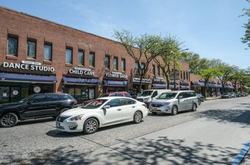 290 Collins Ave, Mount Vernon NY  10552-1734 exterior