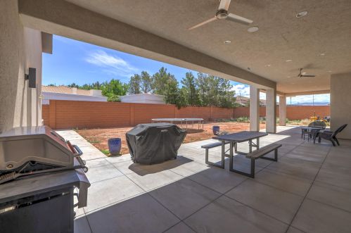 3821 Sugar Leo Rd, Saint George UT 84790-7939 exterior