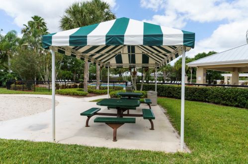 2143 Mayflower Dr, Palm City FL  34990-7536 exterior