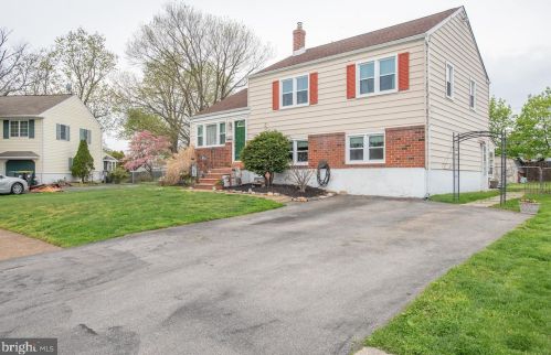 111 David Rd, Wilmington, DE 19804-2648