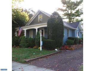 308 Austin Ave, Barrington, NJ 08007-1001