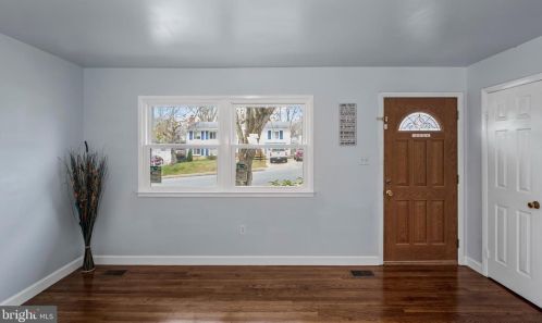 14916 Cordell Ave, Woodbridge, VA 22193-1912