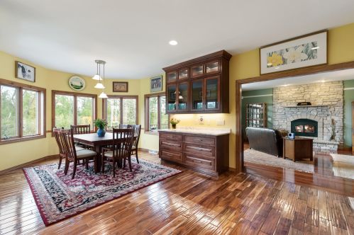 1016 Wallace Lake Rd, West Bend WI  53090-8943 exterior