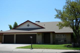 4957 Laurie Ln, Glendale, AZ 85302-6326