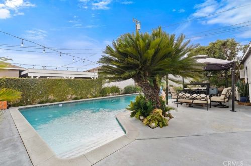 5023 Faust Ave, Lakewood CA  90713-1922 exterior