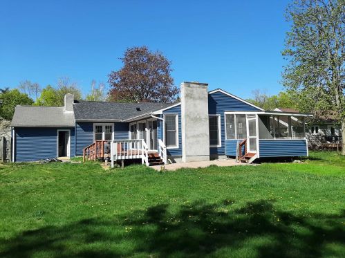 12 Field Ct, Poughkeepsie NY  12601-5209 exterior