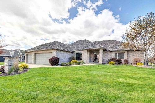 3399 Sonata Dr, Green Bay, WI 54311-7332