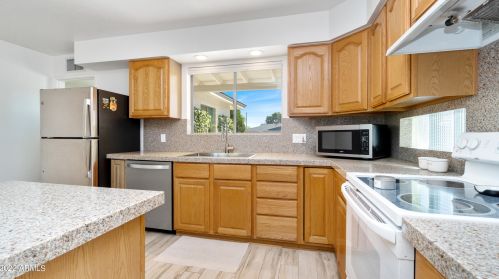 3820 Amelia Ave, Phoenix AZ 85037-2365 exterior