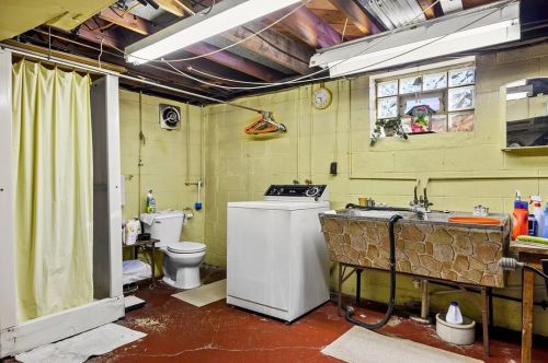 4301 Battle Rdg Rd, Mc Donald PA  15057-2598 exterior