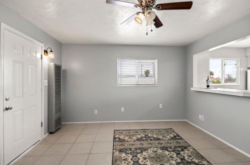 3616 10 St, Long Beach CA  90804-5050 exterior