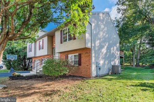 15106 Glade Ter, Upton, PA 17225-8429