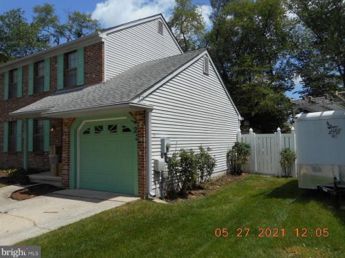 23 Leanne Dr, Erial, NJ 08081-9249
