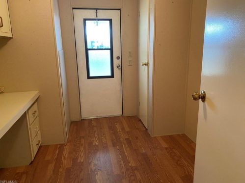 7280 Ladyfish Dr, Saint James City FL  33956-2745 exterior