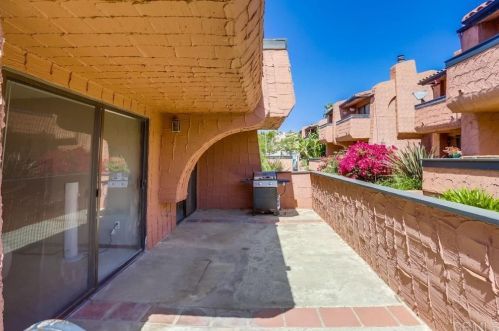 32074 Del Cielo Oeste, Bonsall CA  92003-3807 exterior