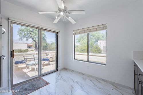 7204 Camino Vecino, Tucson AZ 85715-3418 exterior