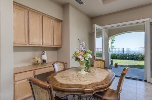 1717 Terracina Dr, Folsom CA  95762-5409 exterior