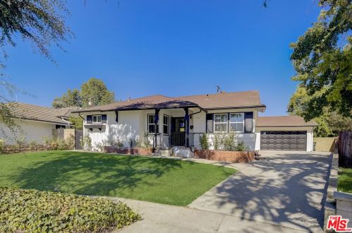 130 La Plaza Dr, La Habra CA  90631-4449 exterior