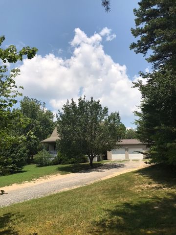 627 Sunset Dr, Dayton, TN 37321-5634