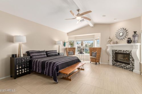 1833 Willow Tree Ct, Gilbert AZ  85234-4933 exterior